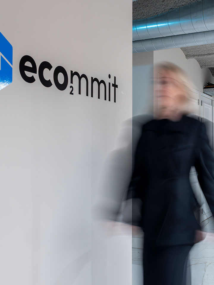 ecommit