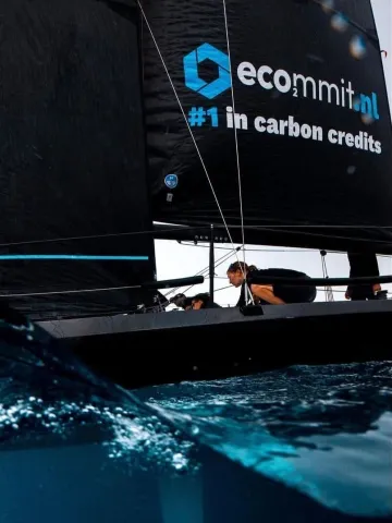 Fd4c75db c7a5 4d76 a278 de8746f11c45